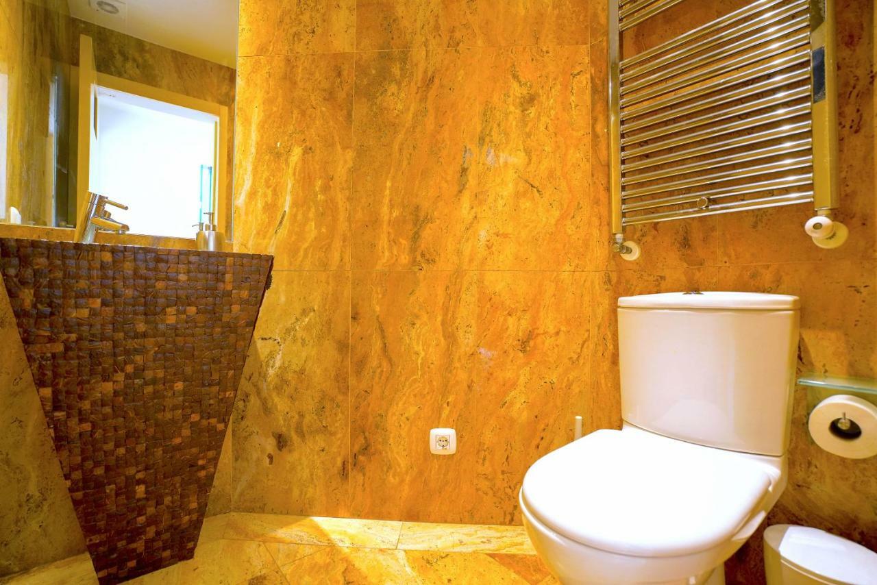 Villa Laguna Golf-Frente Ao Laguna Golf * Vilamoura