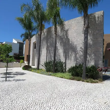 Villa Laguna Golf-Frente Ao Laguna Golf Vilamoura Exterior photo