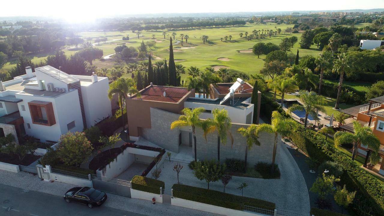 Villa Laguna Golf-Frente Ao Laguna Golf * Vilamoura